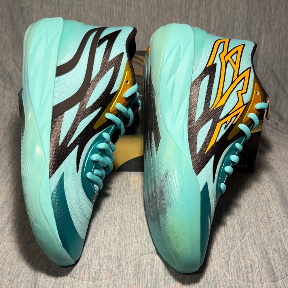 PUMA MB.02 LaMelo Ball Elektro Aqua 377590-01 Men’s 10.5 Basketball Shoes - Picture 9 of 15